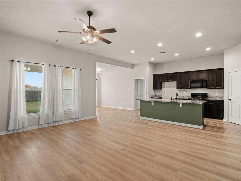 1507 Bowen Road Lake Charles, LA 70611 - Photo 3 of 15