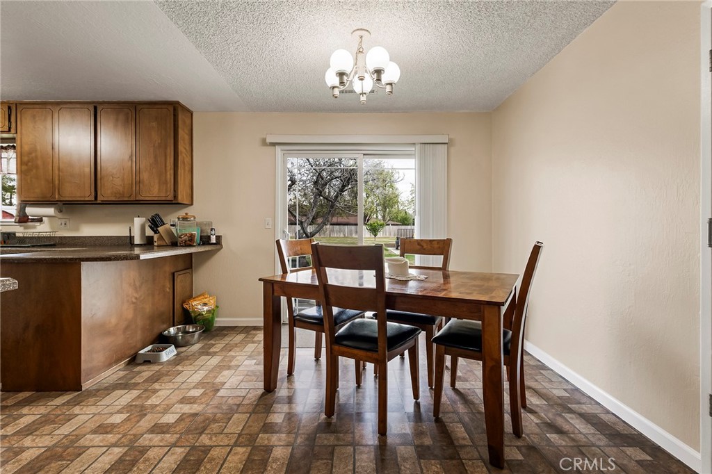 295 Chestnut Avenue Red Bluff, CA 96080 - Photo 14 of 33