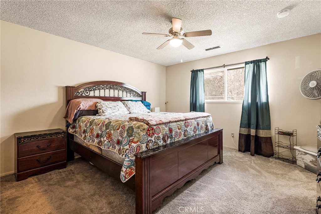 295 Chestnut Avenue Red Bluff, CA 96080 - Photo 15 of 33