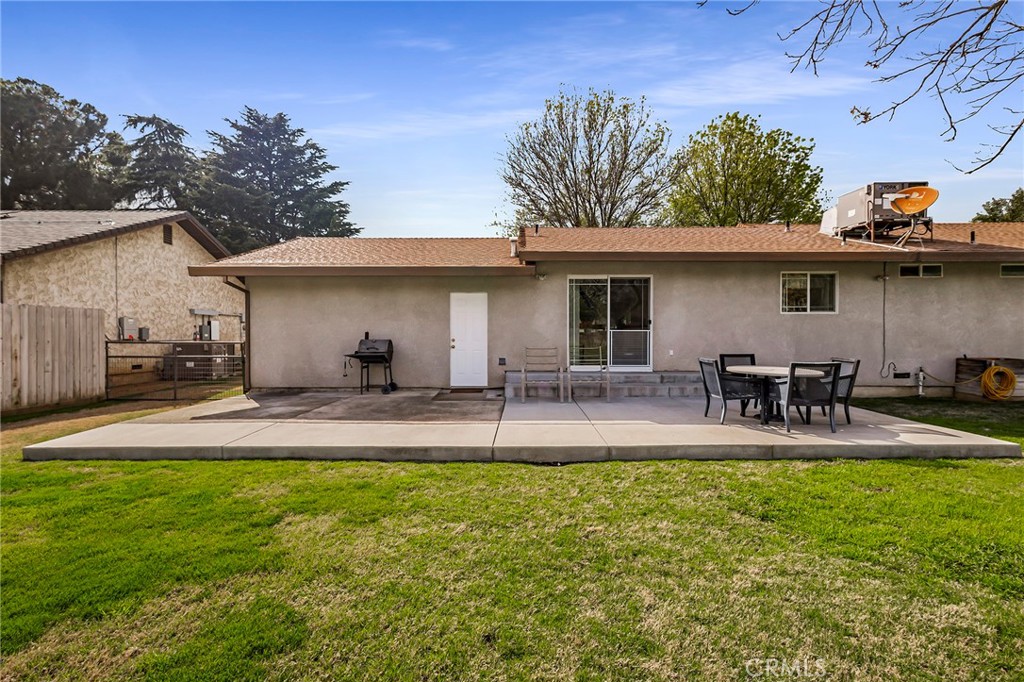 295 Chestnut Avenue Red Bluff, CA 96080 - Photo 26 of 33