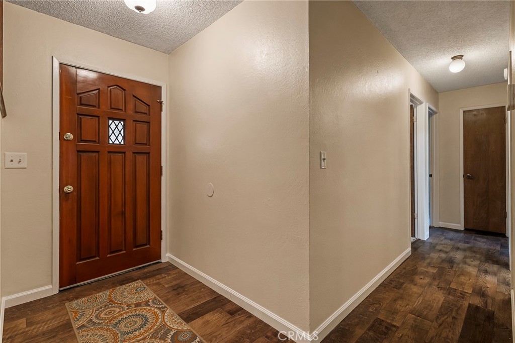 295 Chestnut Avenue Red Bluff, CA 96080 - Photo 7 of 33