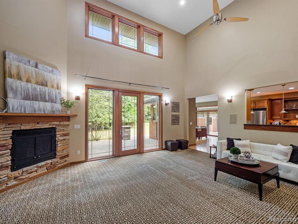 34600 Quaker Valley Road Farmington Hills, MI 48331 - Photo 8 of 41