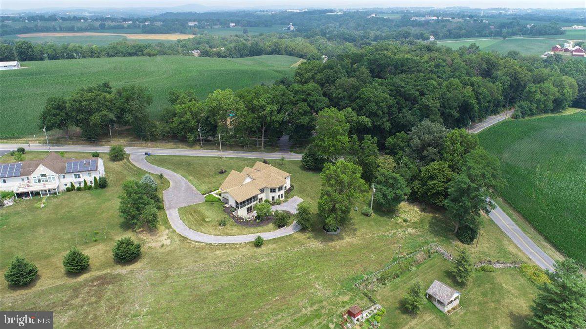30 West Risser Mill Road Mount Joy, PA 17552 - Photo 6 of 67