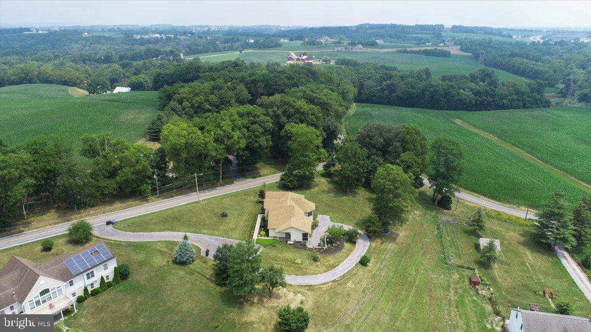 30 West Risser Mill Road Mount Joy, PA 17552 - Photo 7 of 67