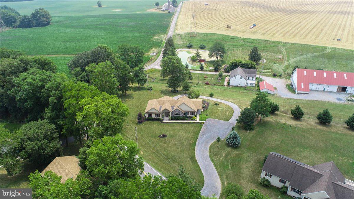 30 West Risser Mill Road Mount Joy, PA 17552 - Photo 8 of 67