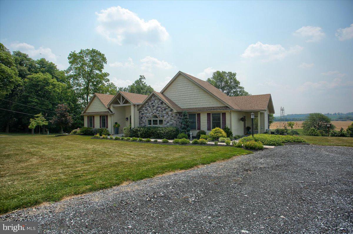 30 West Risser Mill Road Mount Joy, PA 17552 - Photo 9 of 67