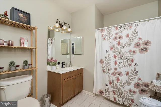 $349,500 | 325 Masterson Court, Ewing, NJ 08618