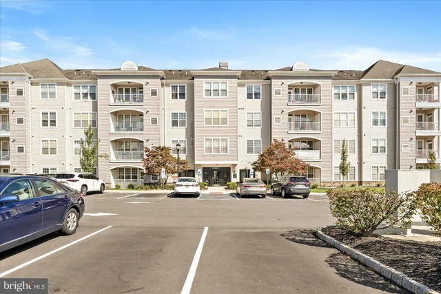 $349,500 | 325 Masterson Court, Ewing, NJ 08618