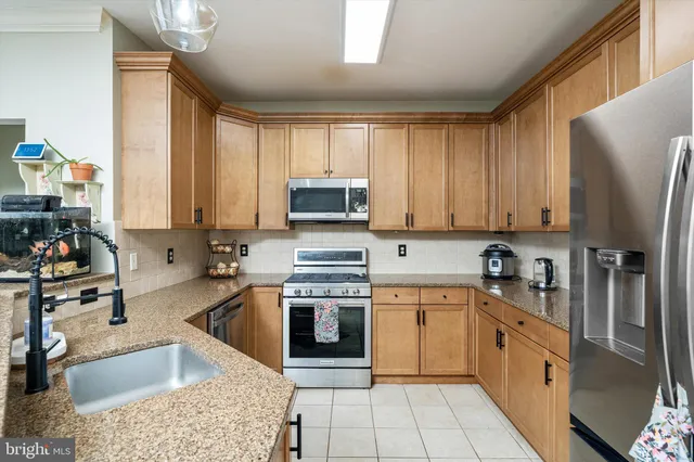 $349,500 | 325 Masterson Court, Ewing, NJ 08618