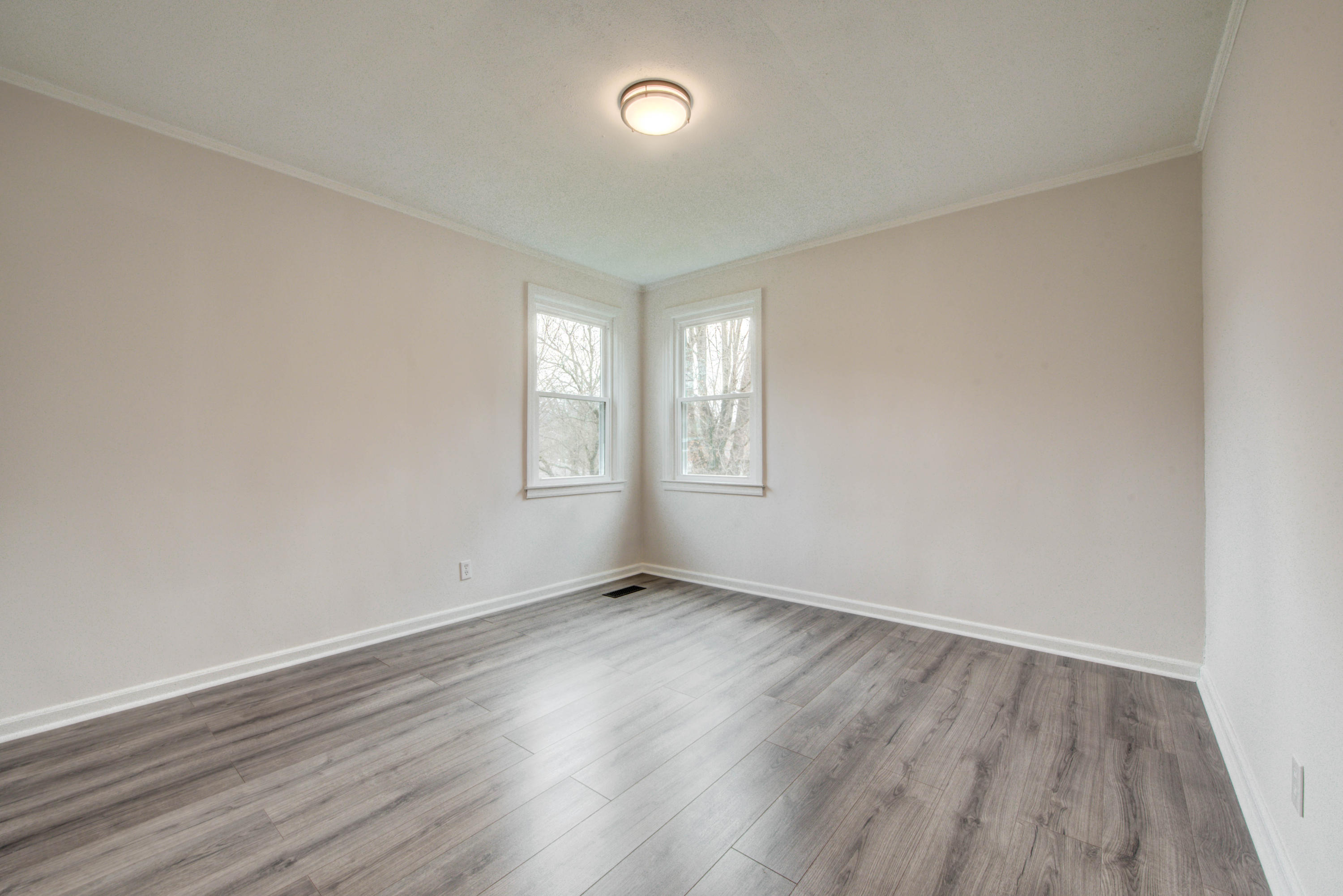 5319 Rondo Road Northeast Knoxville, TN 37918 - Photo 15 of 25 15