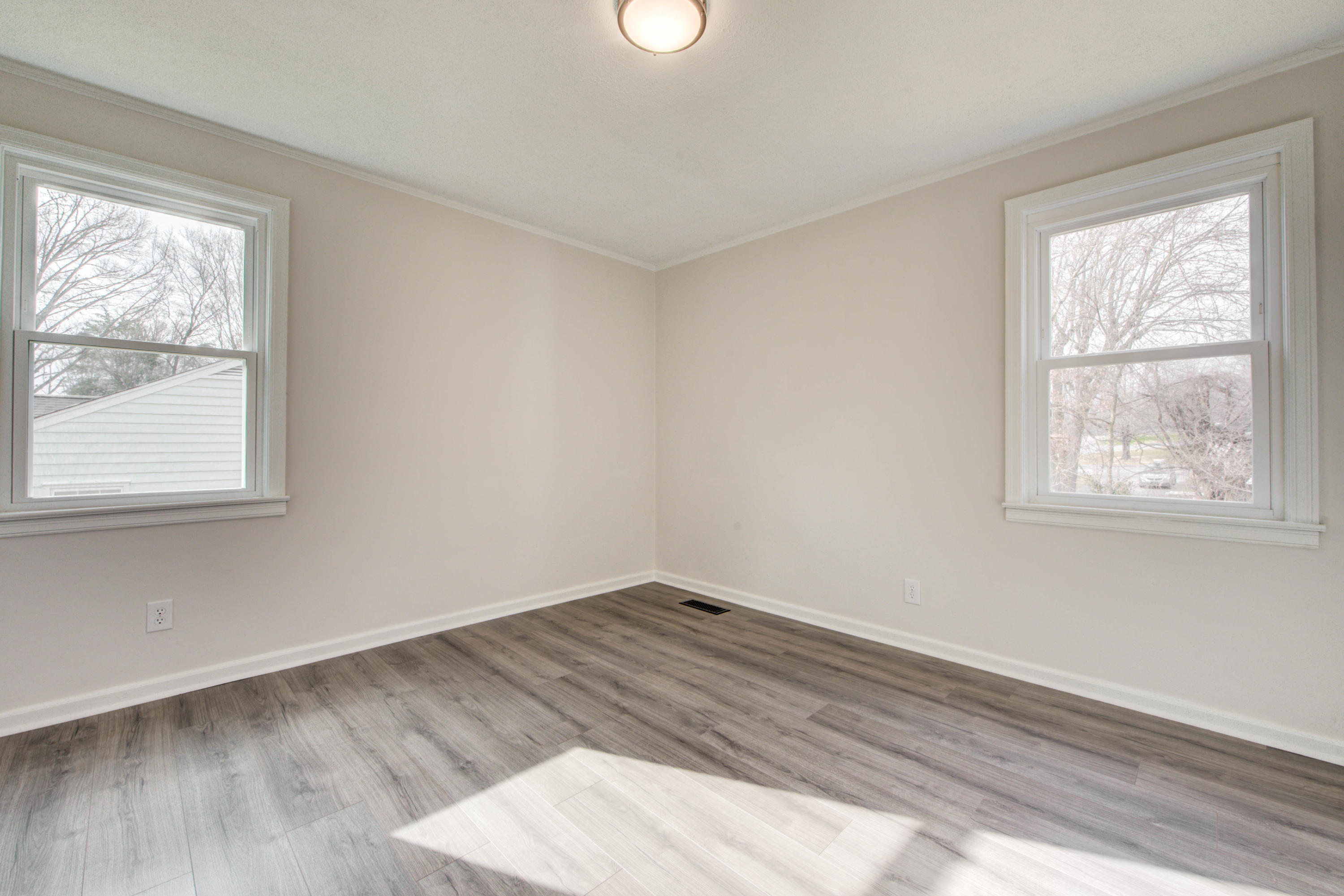 5319 Rondo Road Northeast Knoxville, TN 37918 - Photo 19 of 25 19