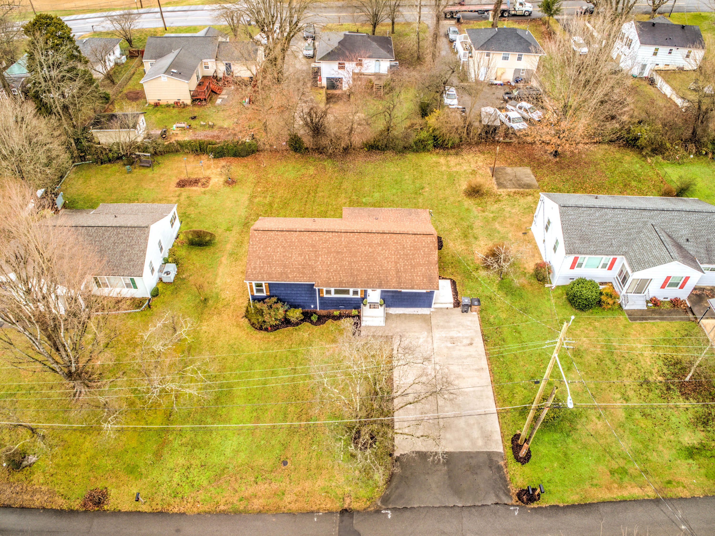 5319 Rondo Road Northeast Knoxville, TN 37918 - Photo 23 of 25 23