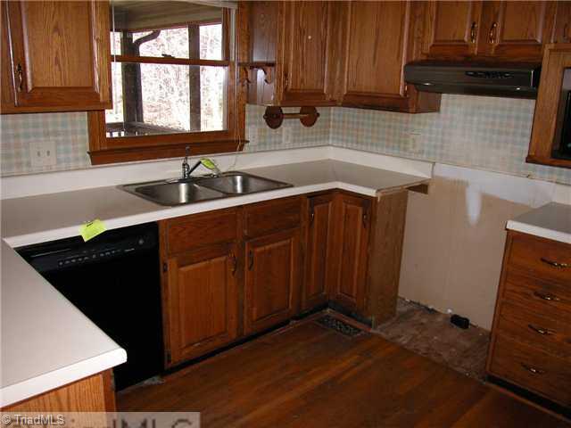 3019 Oak Ridge Road Summerfield, NC 27358 - Photo 5 of 8 Kitchen.