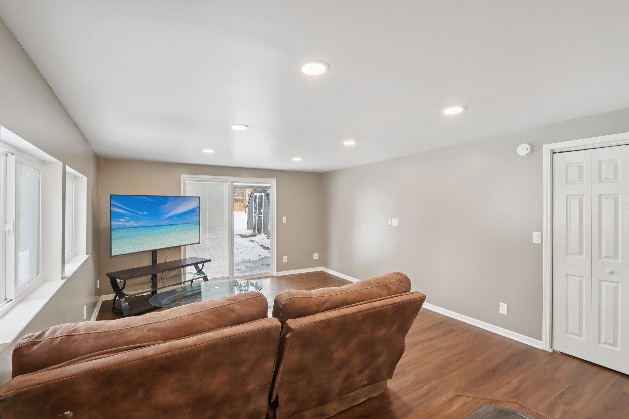 322 Capital Street Wisconsin Dells, WI 53965 - Photo 9 of 63