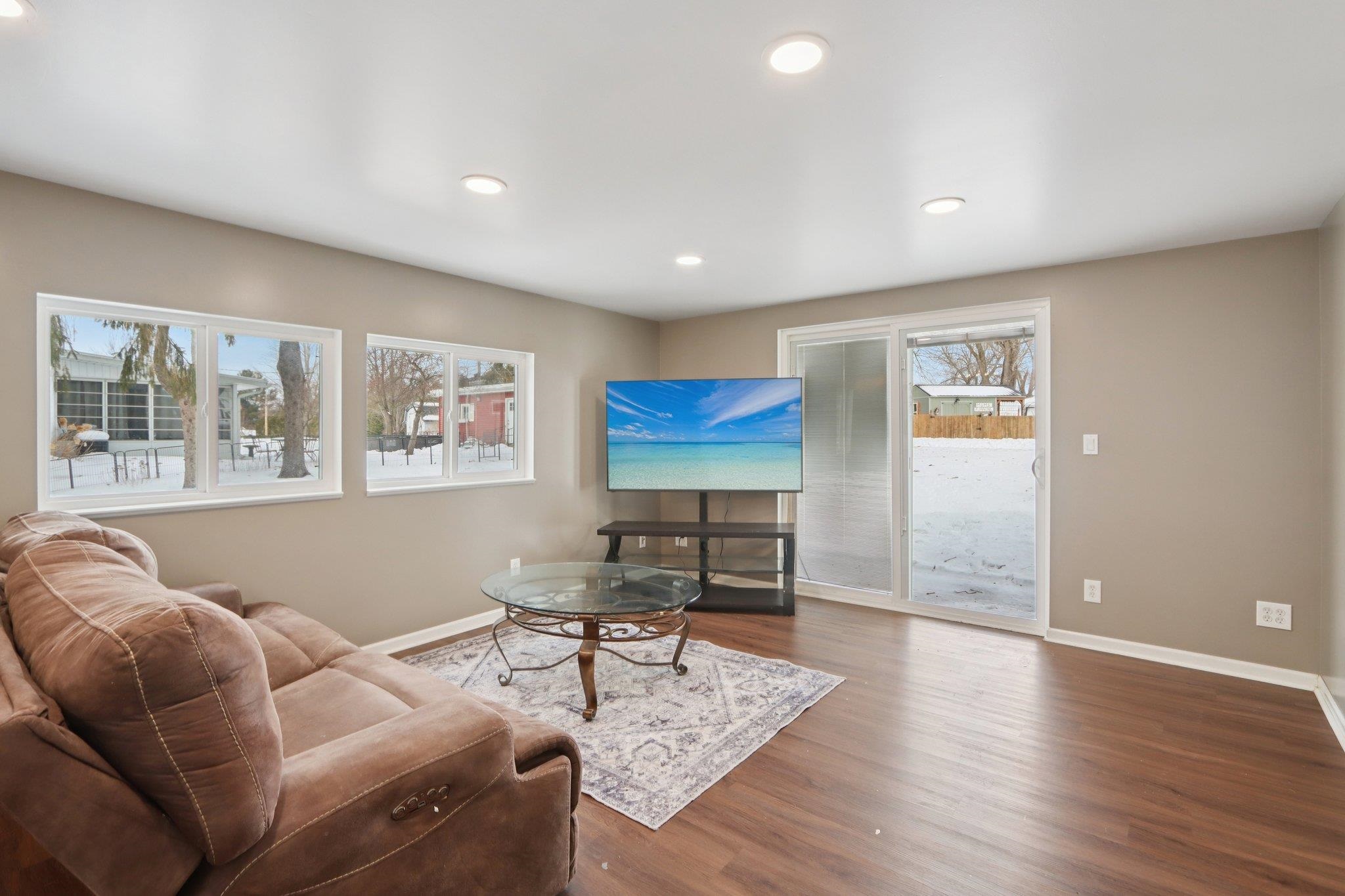 322 Capital Street Wisconsin Dells, WI 53965 - Photo 10 of 63