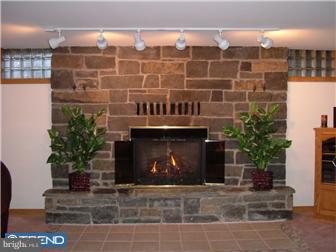 1201 Cedar Road Ambler, PA 19002 - Photo 5 of 8 Gallery Image 5