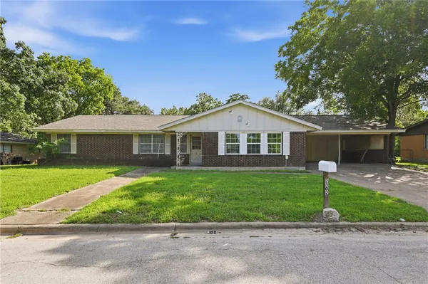 $195,000 | 2302 Franklin Drive, Bryan, TX 77801