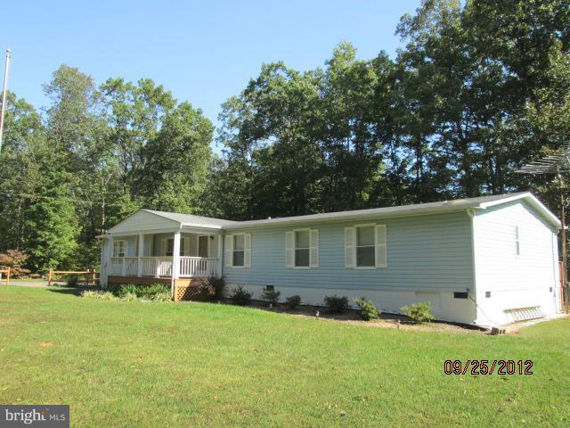 8205 Burr Hill Road Rhoadesville, VA 22542 - Photo 2 of 20 Exterior (Front)