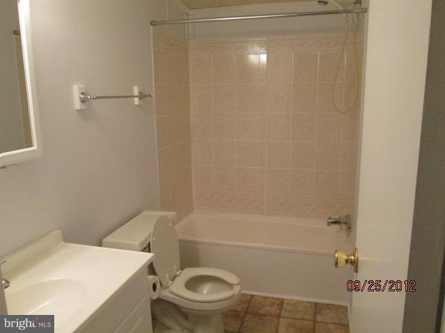 8205 Burr Hill Road Rhoadesville, VA 22542 - Photo 17 of 20 Bath