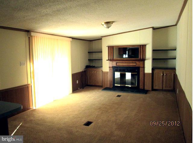 8205 Burr Hill Road Rhoadesville, VA 22542 - Photo 9 of 20 Family Room