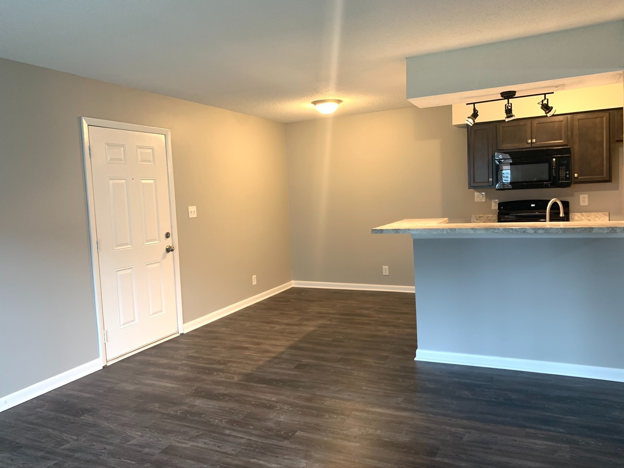 271 White Oak Road, Unit C Clarksville, TN 37040 - Photo 4 of 17