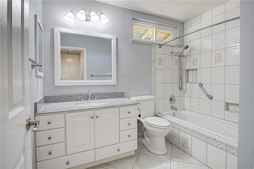 2663 Doubletree Riverside, CA 92506 - Photo 41 of 50