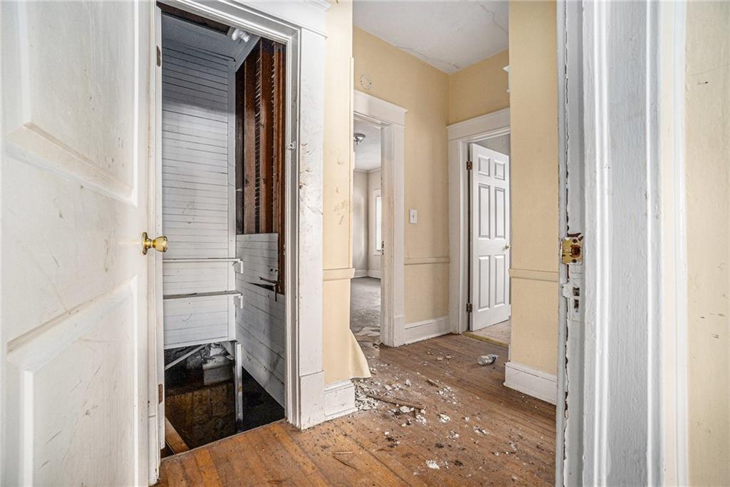 964 Dill Avenue Southwest Atlanta, GA 30310 - Photo 11 of 19