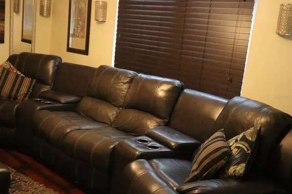 $2,100 | 5410 Old Oak Tree Drive, Orlando, FL 32808