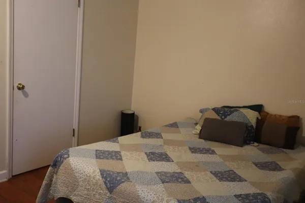 $2,100 | 5410 Old Oak Tree Drive, Orlando, FL 32808