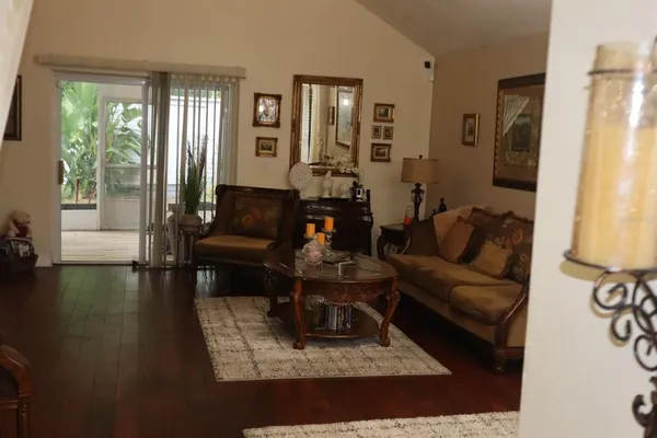 $2,100 | 5410 Old Oak Tree Drive, Orlando, FL 32808