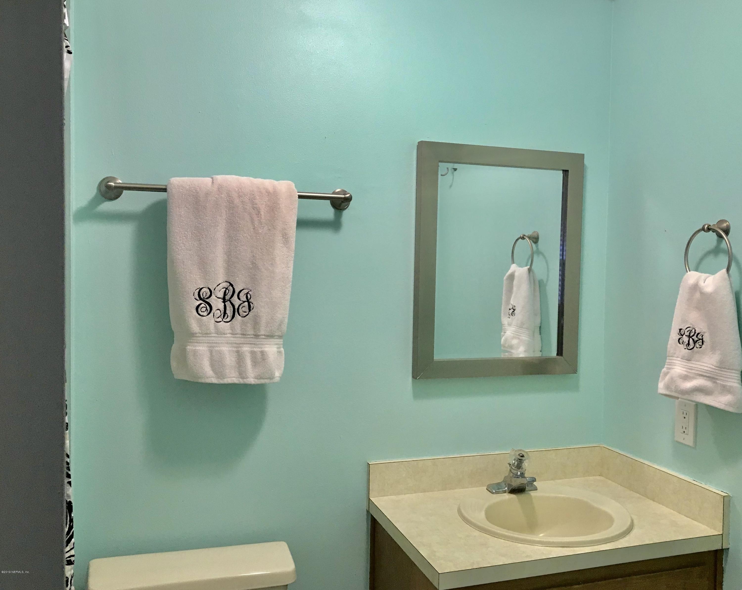135 Park Road Interlachen, FL 32148 - Photo 11 of 19 Master Bath