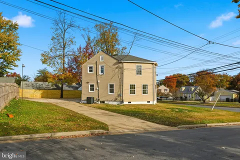 a view of backyard of a house