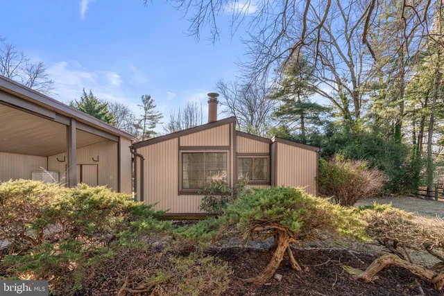 $2,500 | 9317 Farewell Road, Columbia, MD 21045