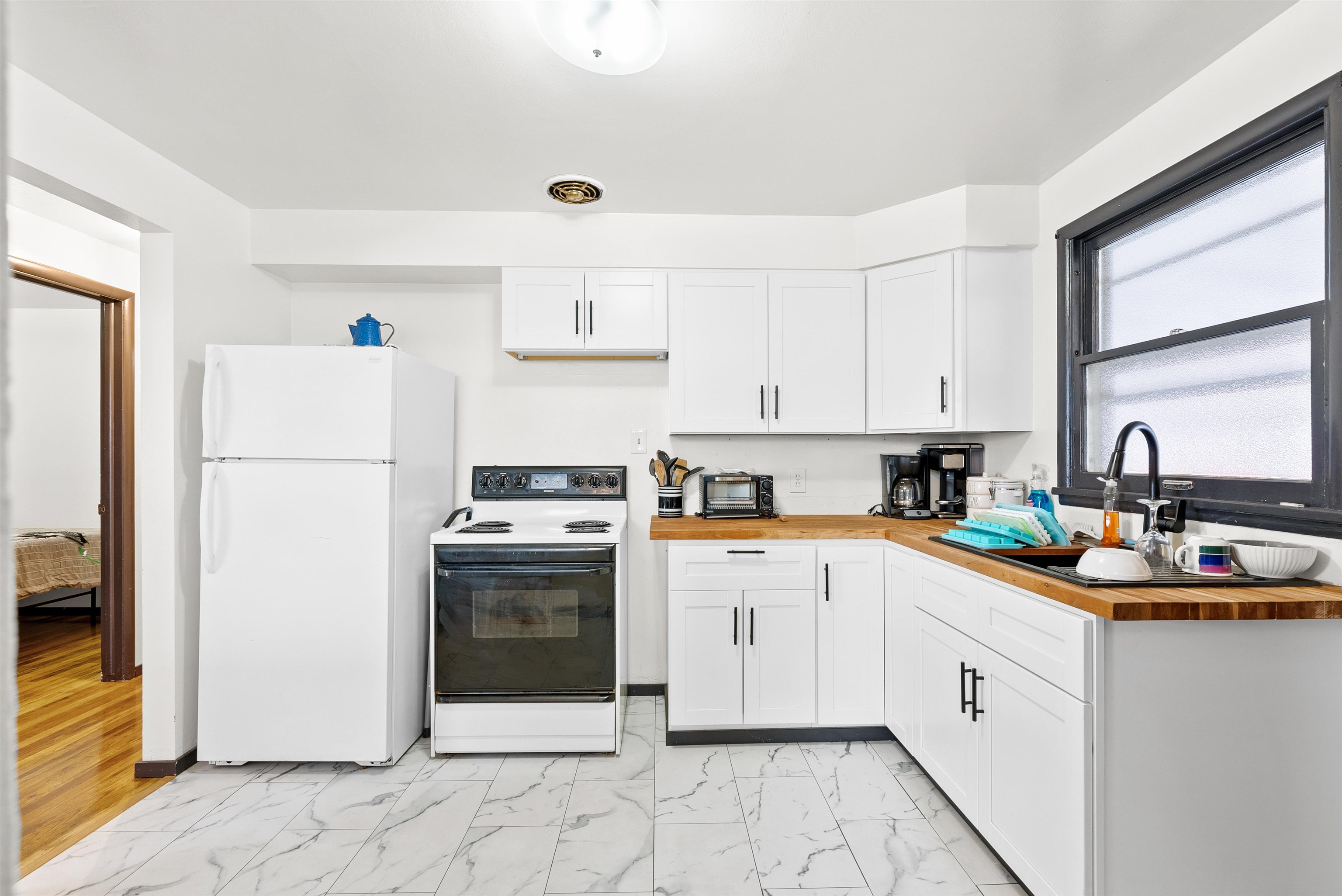 717 East Decatur Avenue Spokane, WA 99208 - Photo 10 of 36