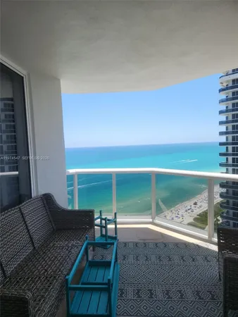 $7,500 | 4779 Collins Avenue, Unit 3504, Miami Beach, FL 33140