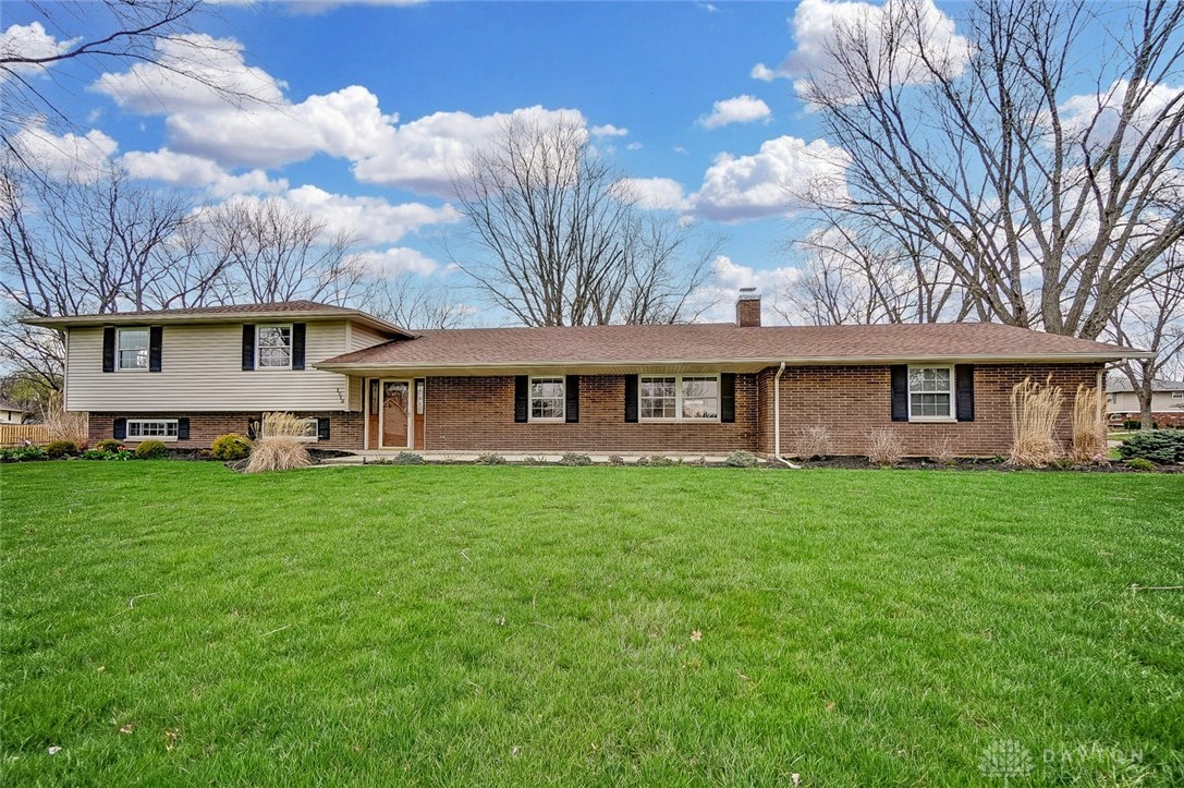 1715 Ambridge Road Dayton, OH 45459 - Photo 4 of 60 Gallery Image 4