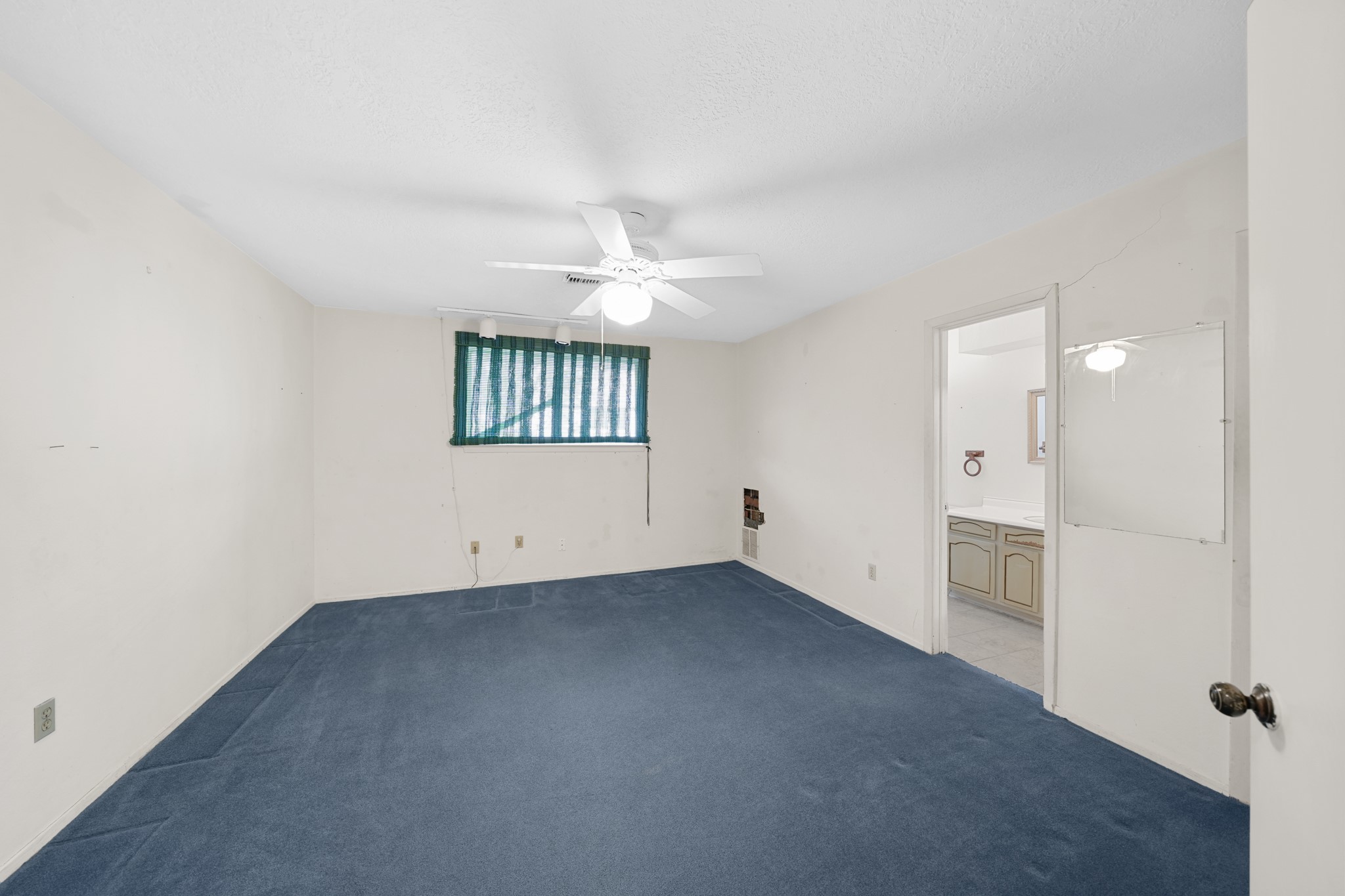1019 Reseda Drive Houston, TX 77062 - Photo 21 of 30