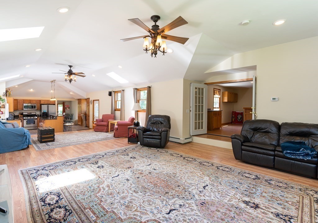 88 Kimball Road Amesbury, MA 01913 - Photo 17 of 41