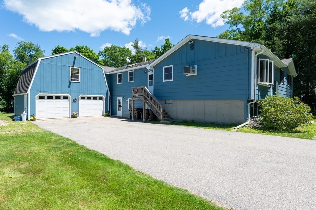 88 Kimball Road Amesbury, MA 01913 - Photo 3 of 41