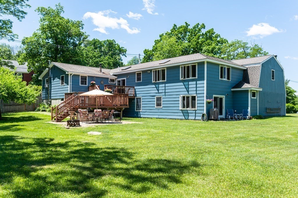88 Kimball Road Amesbury, MA 01913 - Photo 5 of 41