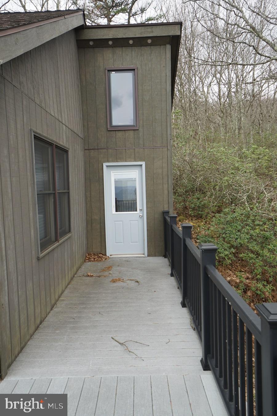 829 Kile Knob Road Franklin, WV 26807 - Photo 3 of 26