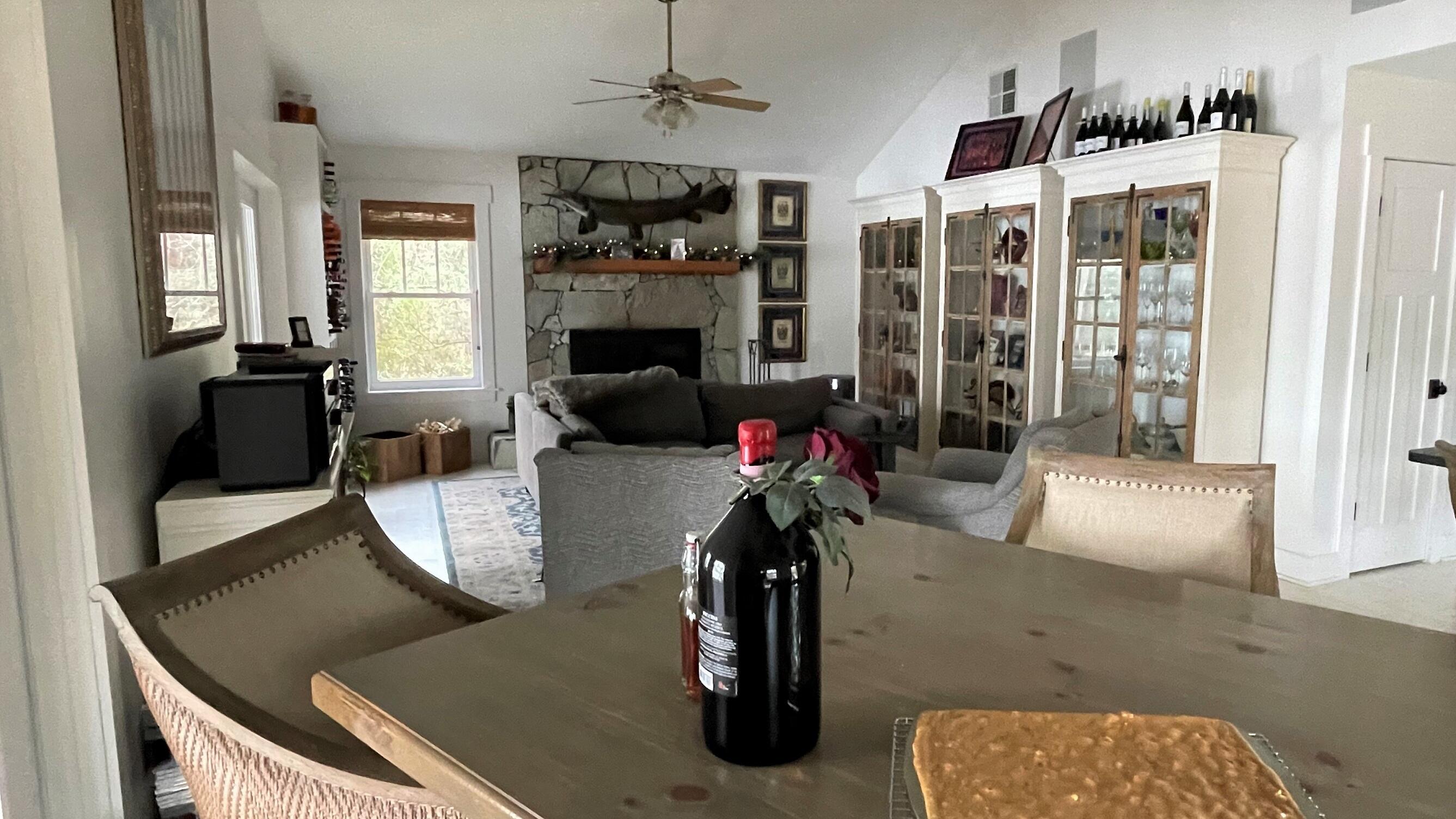 914 Spring Lake Road DeFuniak Springs, FL 32433 - Photo 13 of 78 a living room with furniture and a fireplace