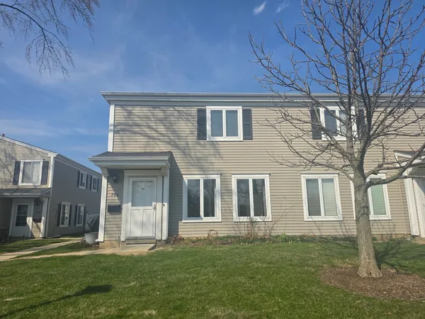 $239,900 | 726 East Old Willow Road, Unit 104C, Prospect Heights, IL 60070