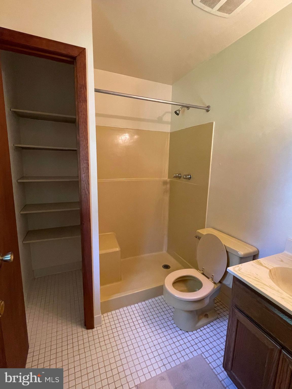 230 Cape St John Road Annapolis, MD 21401 - Photo 20 of 34 Bathroom