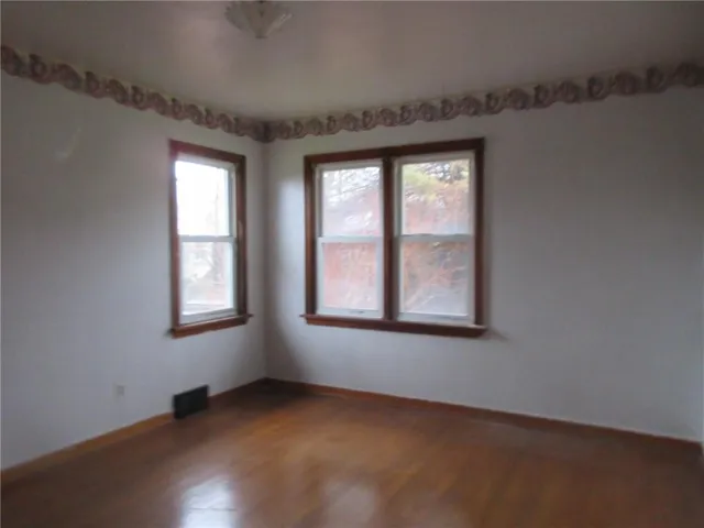 a view of a house with a garage