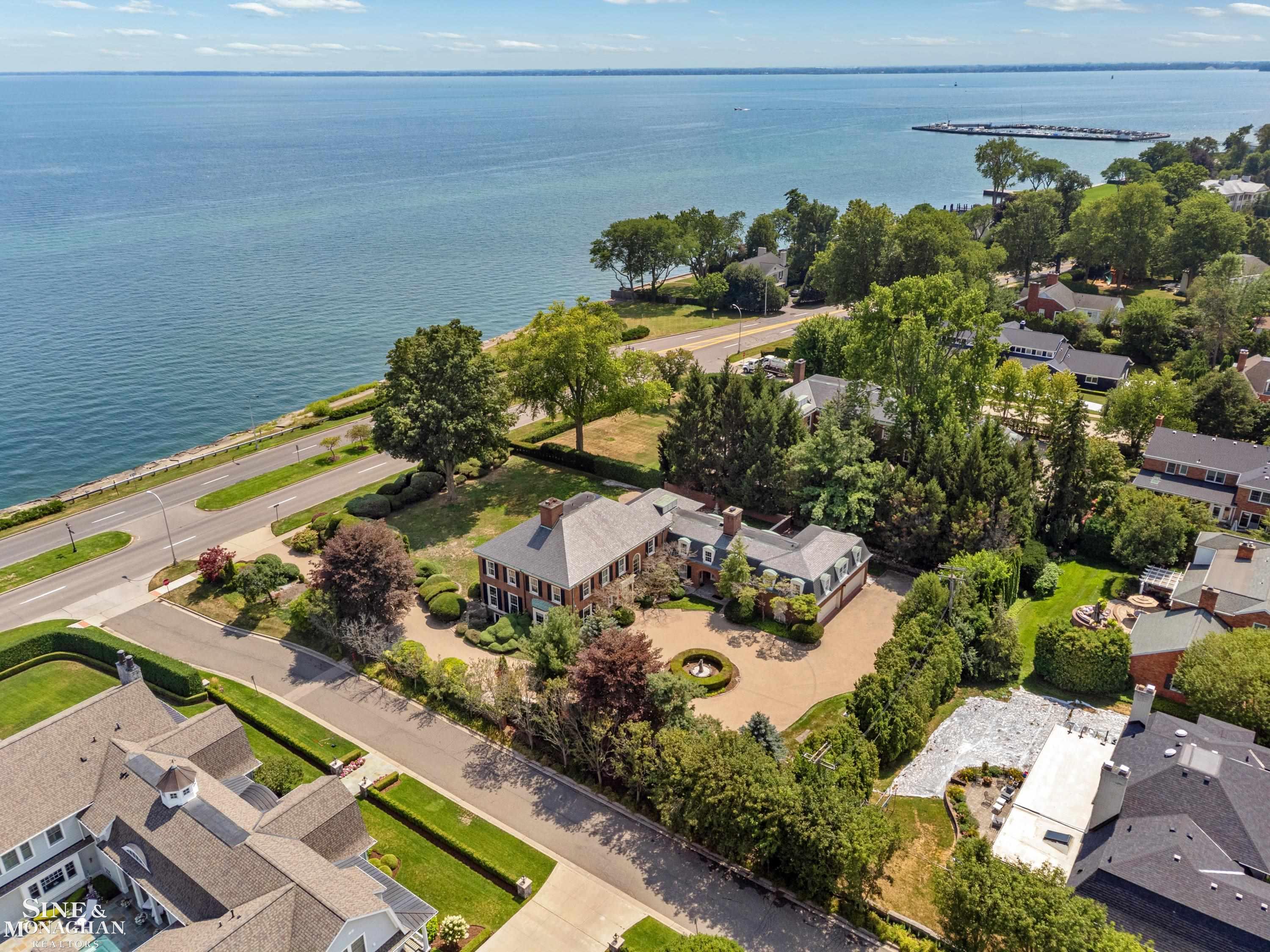 105 Lake Shore Road Grosse Pointe, MI 48236 - Photo 69 of 98 50217830-74421265-fb57-47d8-adf5-3cb647f9a311.JPG