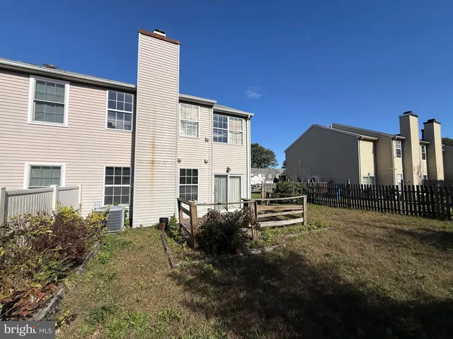 $225,000 | 32 River Bank Drive, Roebling, NJ 08554