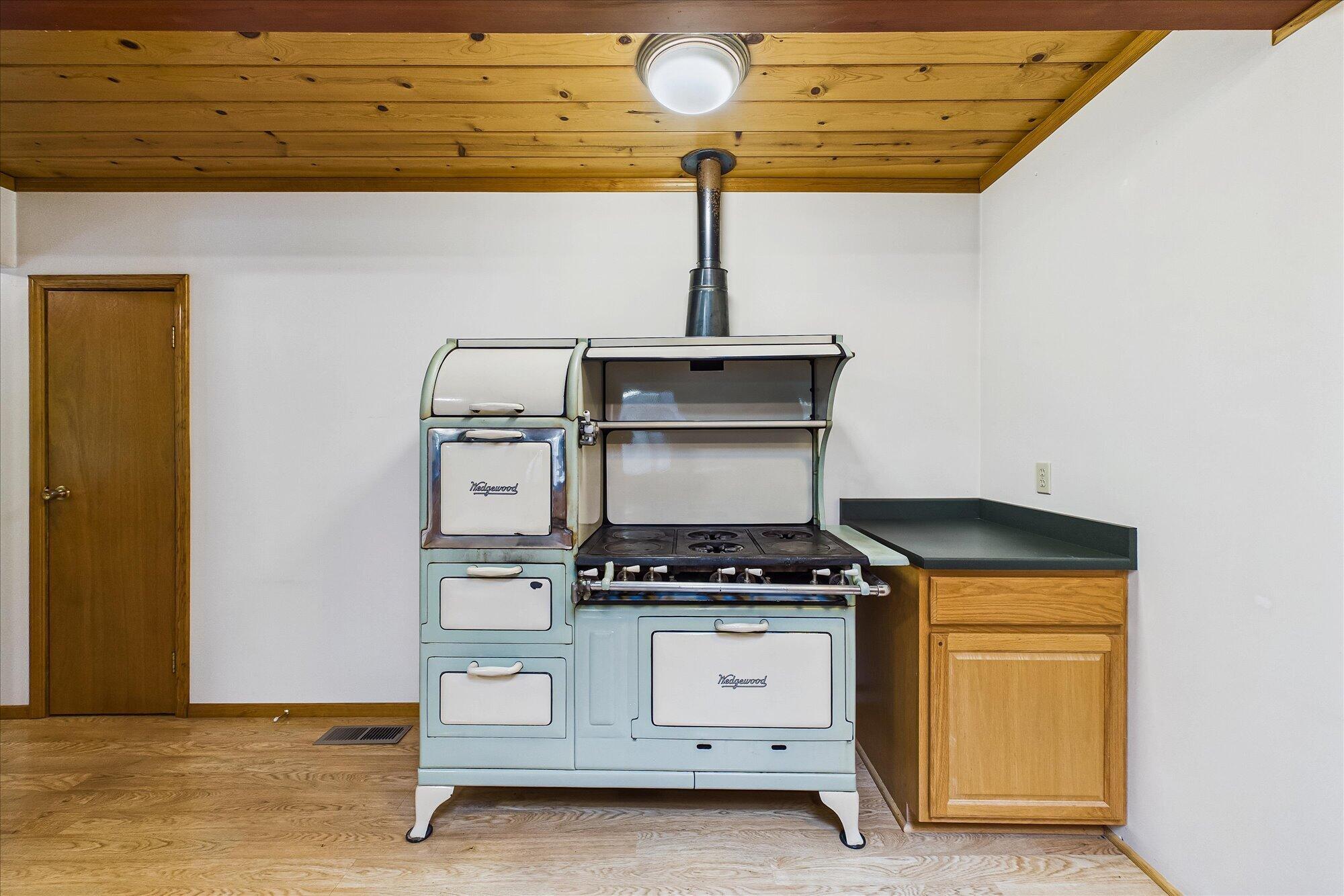 3045 Pigeon Point Road Eureka, CA 95503 - Photo 17 of 58 Gallery Image 17