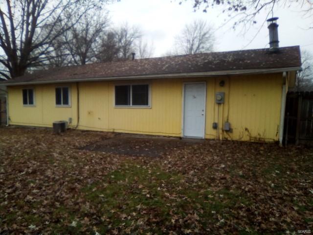 2 Roxbury Court Granite City, IL 62040 - Photo 15 of 16 Gallery Image 15