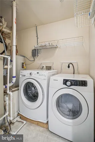 $580,000 | 8085 Gatehouse Road, Unit 4, Falls Church, VA 22042